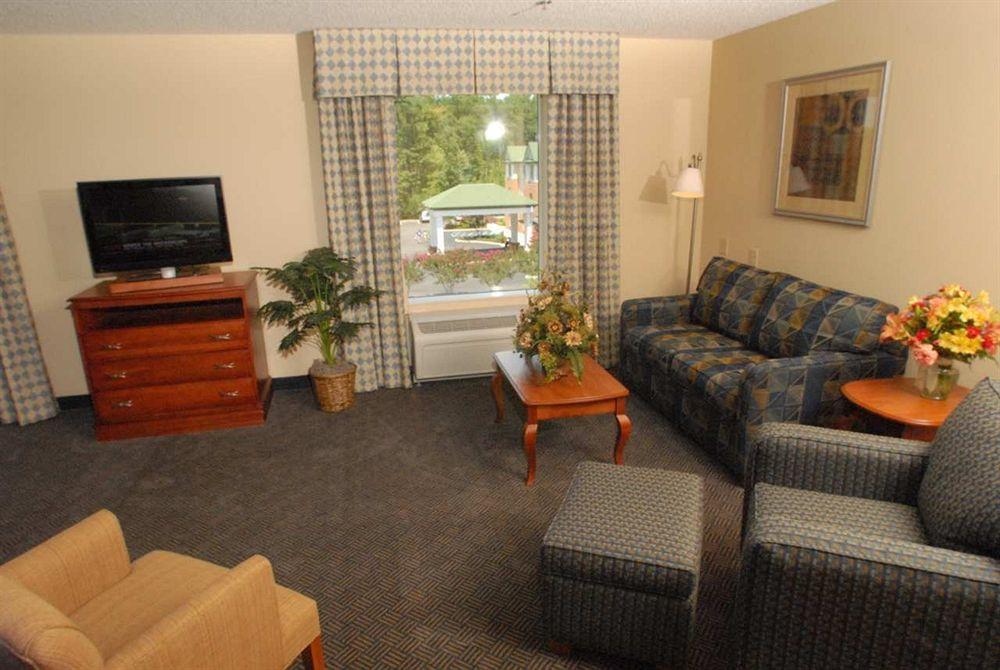 Hampton Inn Gloucester Extérieur photo