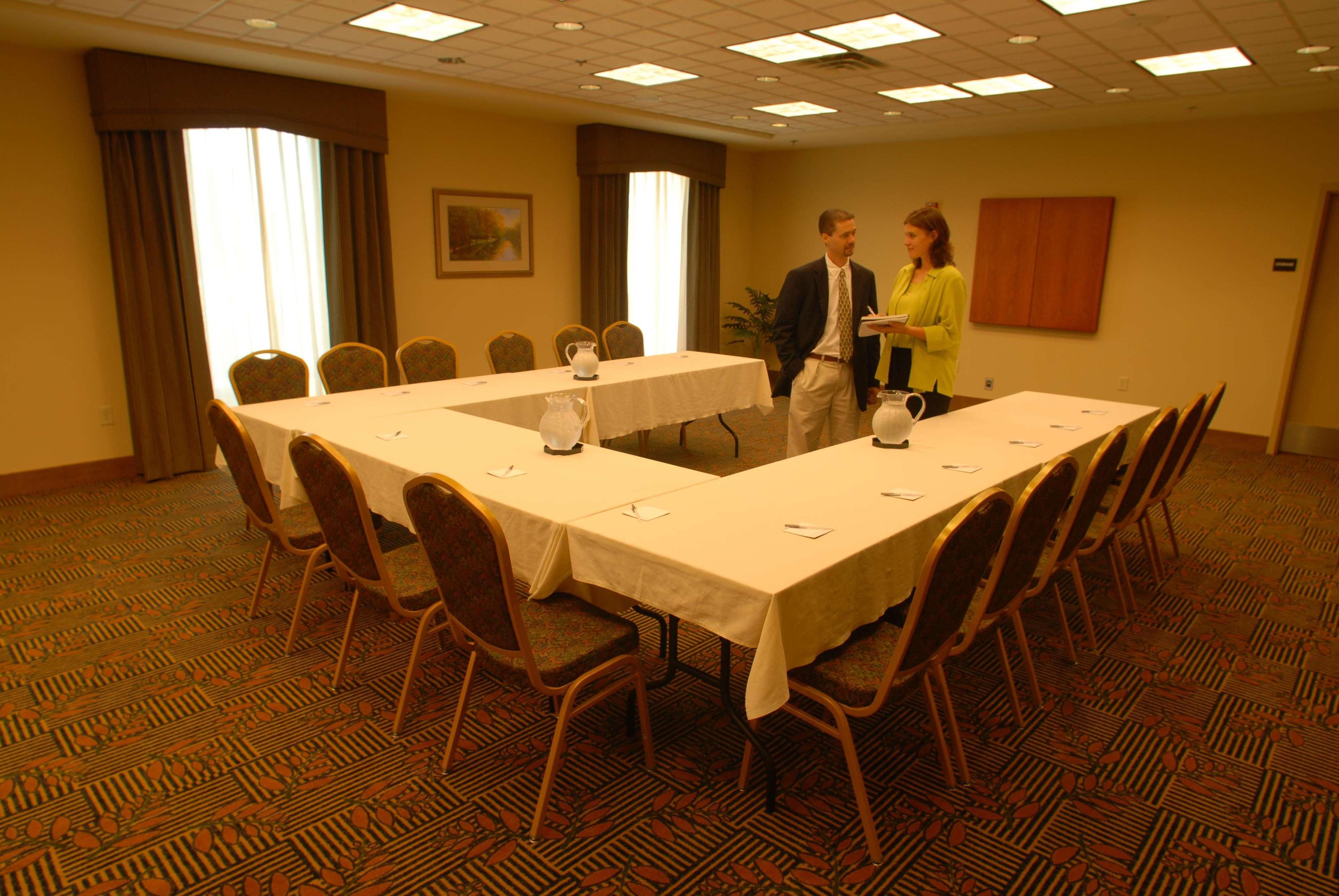 Hampton Inn Gloucester Extérieur photo