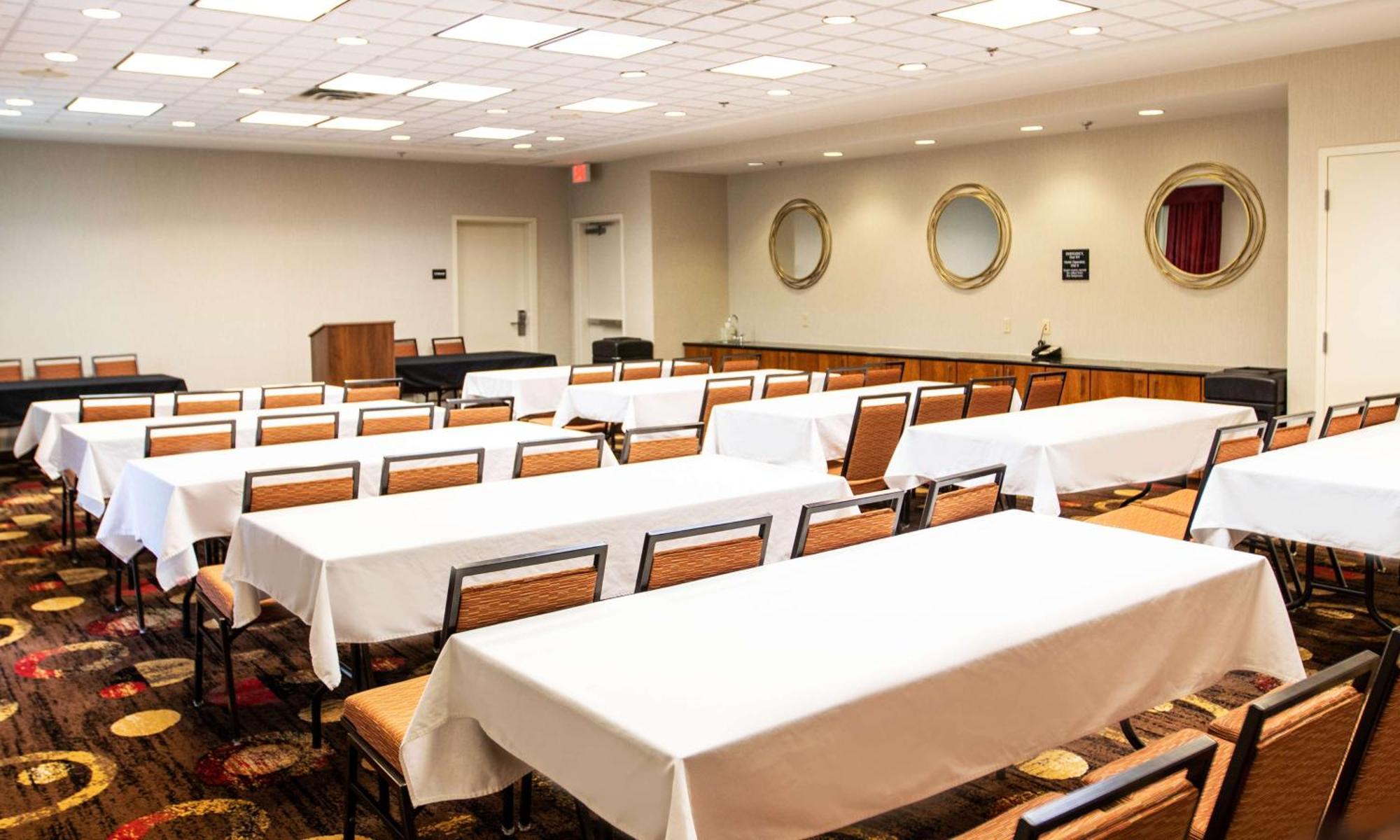Hampton Inn Gloucester Extérieur photo