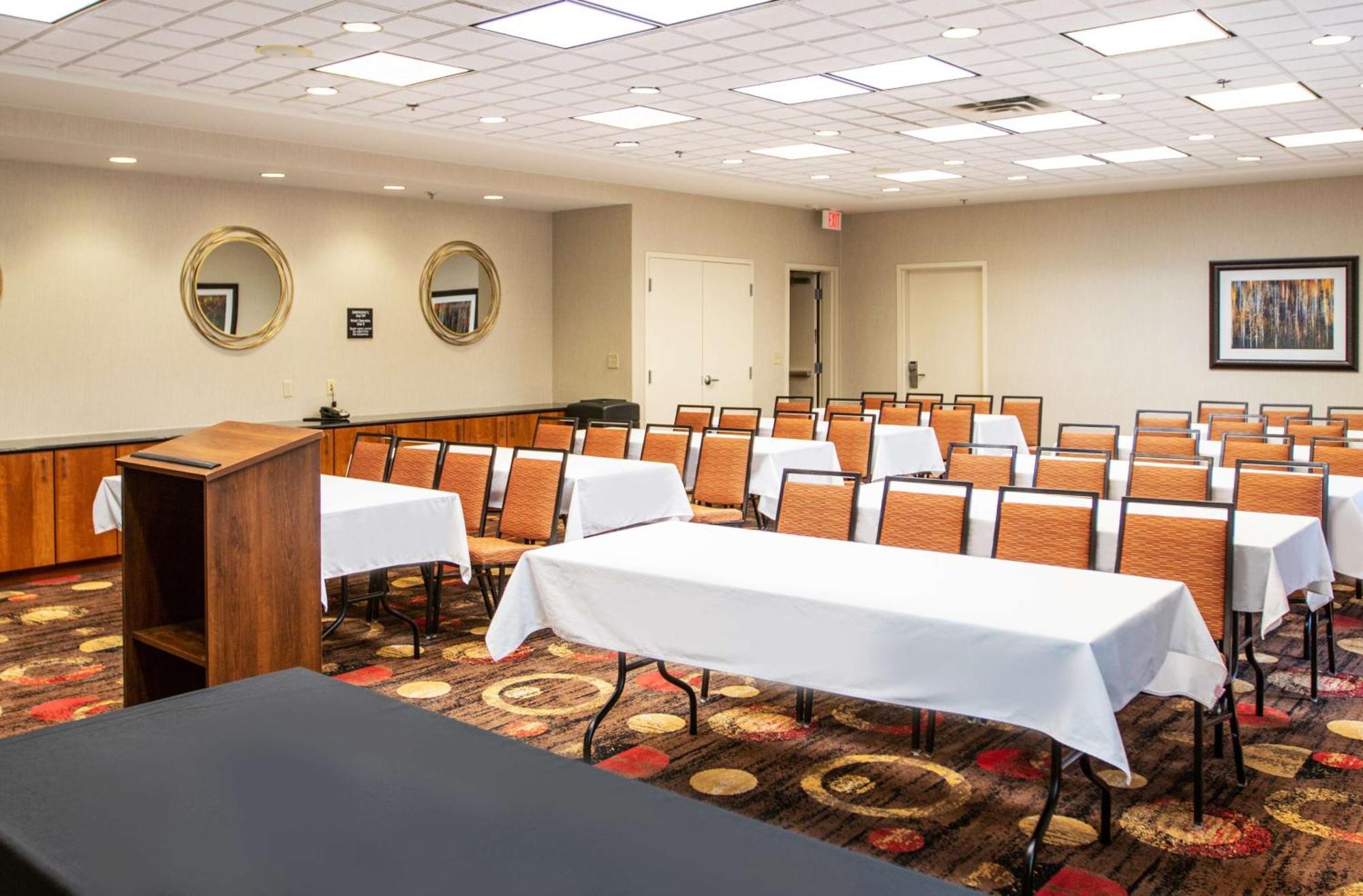 Hampton Inn Gloucester Extérieur photo